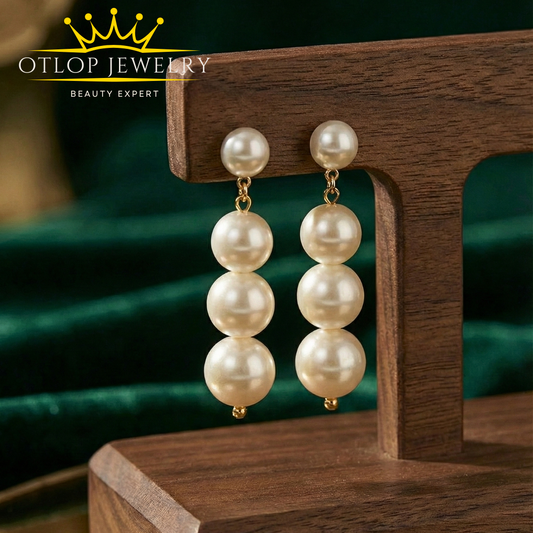 حلق من اللؤلؤ الطبيعي مع سلسله من الفضه- كود 6000