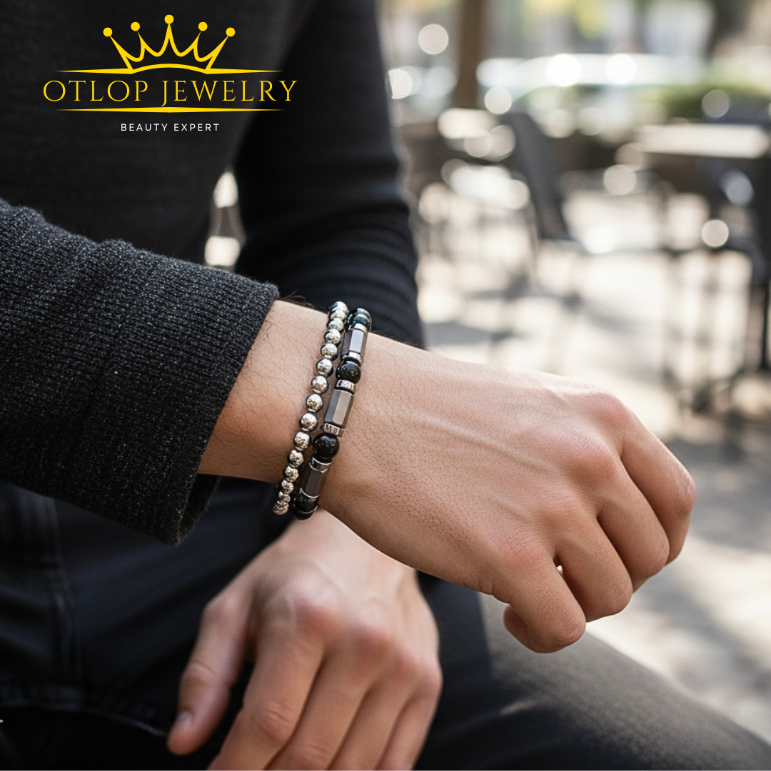 أسورتين بتصميم فريد وجديد. للجنسين، من الهيماتايت الطبيعي مع عقيق أونكس أصلي- كود 04056