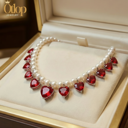 عقد من اللؤلؤ الطبيعي مع الياقوت الأصلي على قاعده من الفضه الاسترليني - كود 6055