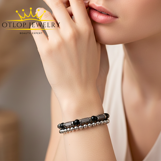 أسورتين بتصميم فريد وجديد. للجنسين، من الهيماتايت الطبيعي مع عقيق أونكس أصلي- كود 04056