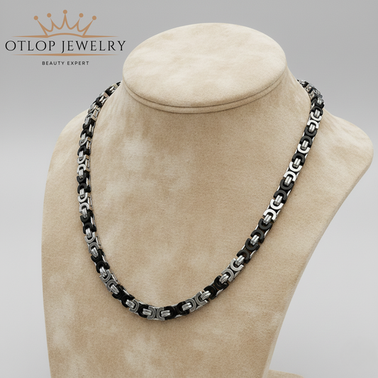 عقد بطراز بيزنطي كلاسيكي، مصنوع بالكامل من ستانلس ستيل - كود 00333