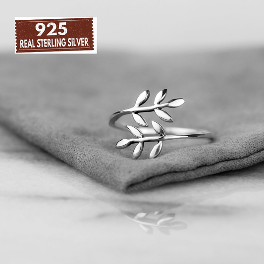 خاتم بتصميم أنثوي من الفضة الإسترليني 925 فري سايز - كود 867