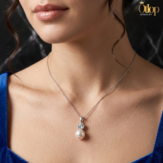 سلسلة من الفضة عيار 925 المطلية بالذهب الأبيض مع لؤلؤ طبيعي وألماس الموزانايت — كود 4120