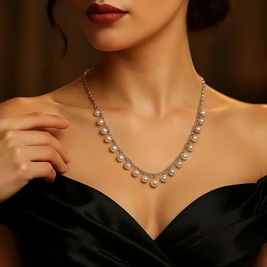 سلسله من الفضه مع  حبات من اللؤلؤ الطبيعي - كود 177