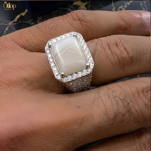 خاتم من العقيق اليماني مع الألماس بتصميم إيطالي - كود 6027